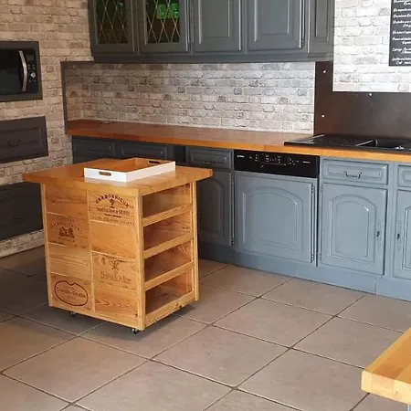 4 Sur La Cave Appartement *