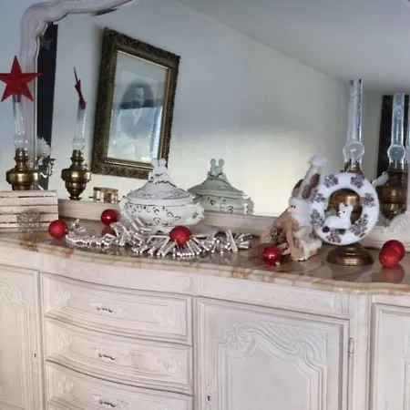 4 Sur La Cave * Givet