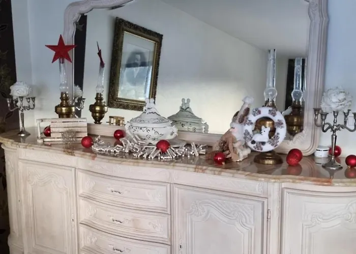 4 Sur La Cave * Givet